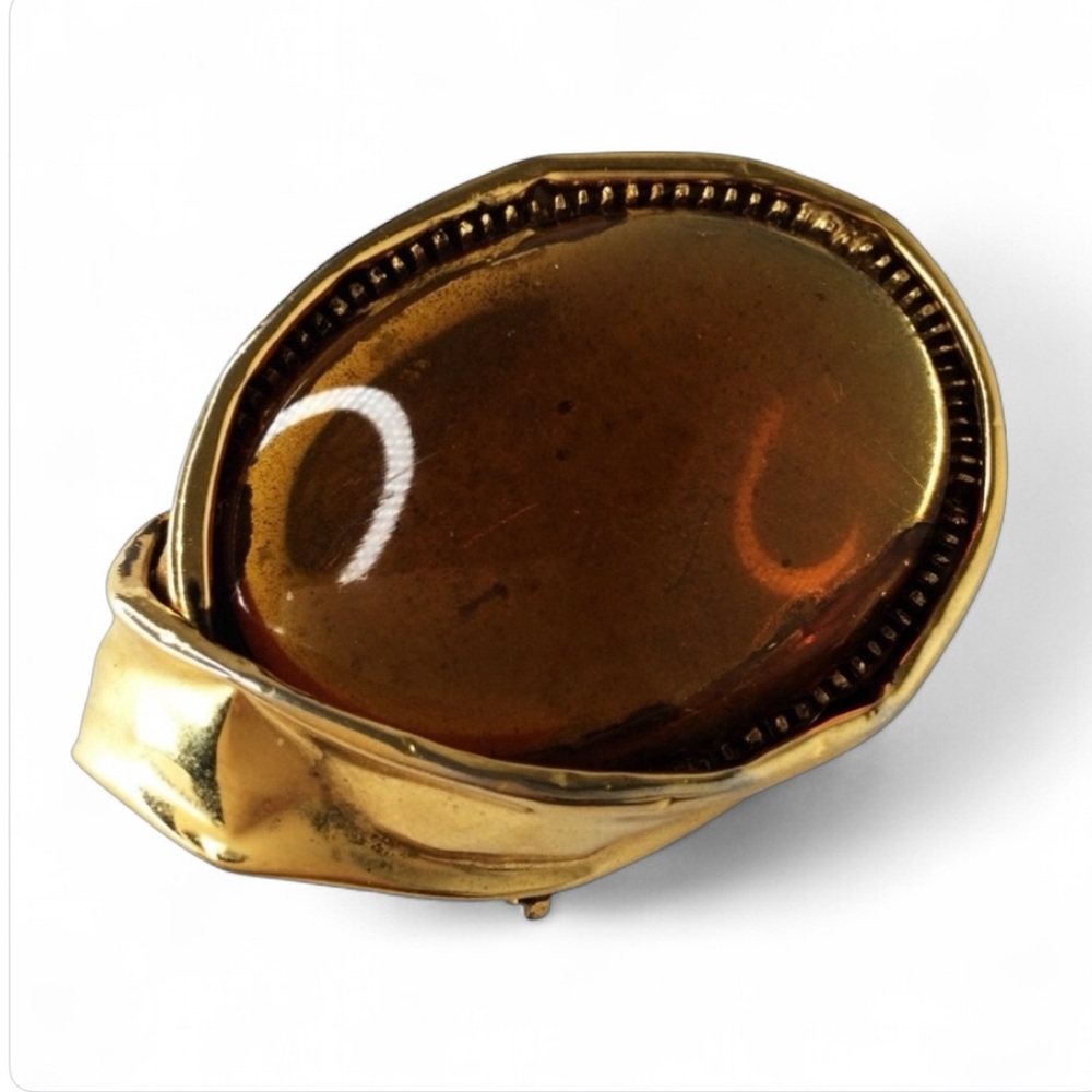 Mid‑Century Carnegie‑Style Brutalist Brooch & Clip Earrings Set w/ Amber Glass - Picture 6 of 15